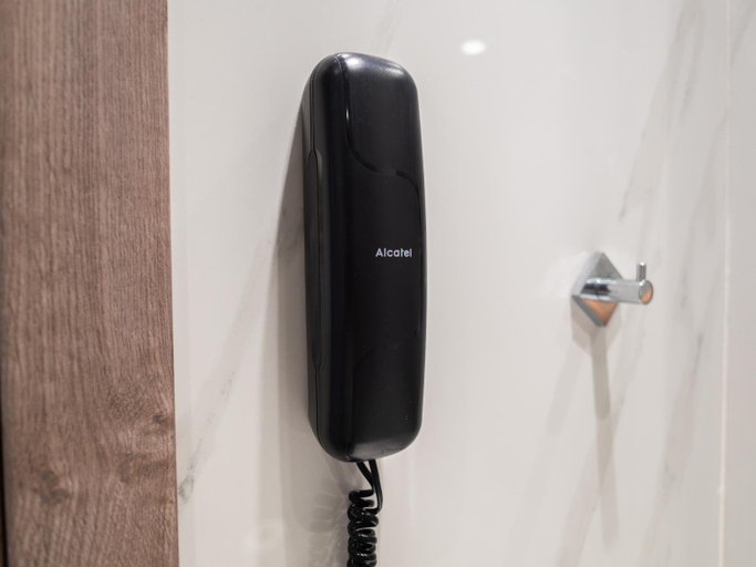 Bathroom 4, Finikounda Hotel, Peloponnese