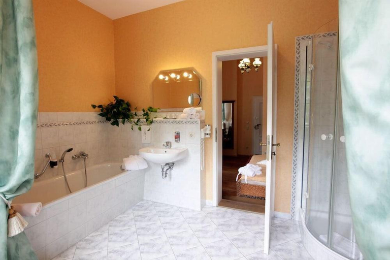 Bathroom 4, Hotel & Spa Wasserschloss Westerburg, Harz