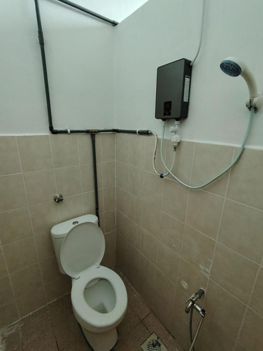 Bathroom 3, MIA Hostel for Traveller Self Check-in, Alor Gajah