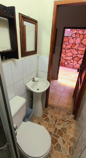 Bathroom 2, Hotel Rosalila, Copán Ruinas