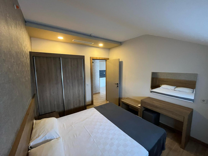 Bedroom 3, Golden World Suite Hotel, Antalya
