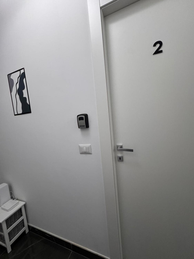 Others 2, Reale Guest House, Catania