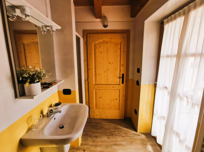 Others 4, Chalet Dolomiti Trentino, Trento