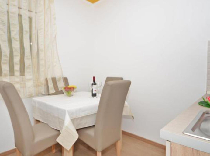 Others, Guest House Mia, Split