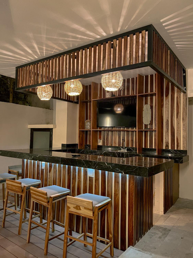 Food & Drinks 5, Sak Tuunich Tulum Luxury Residences, Cozumel
