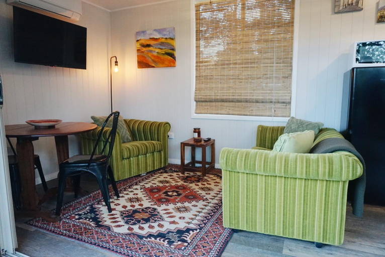 Others 3, Palmyra B&B, Greater Taree