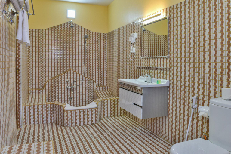 Bathroom 5, Tembo B&B Apartments, Mjini
