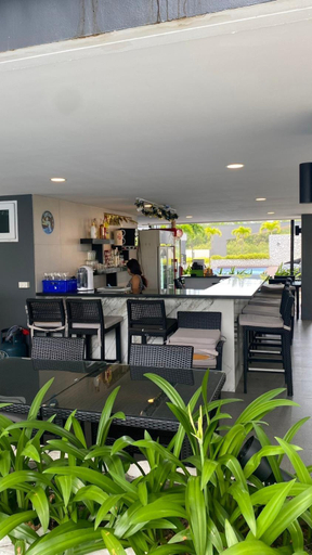 Food & Drinks 5, Beach Condo Mae Phim, Klaeng