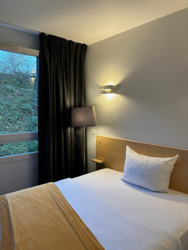 Bedroom 3, Hotel Premium, Moselle