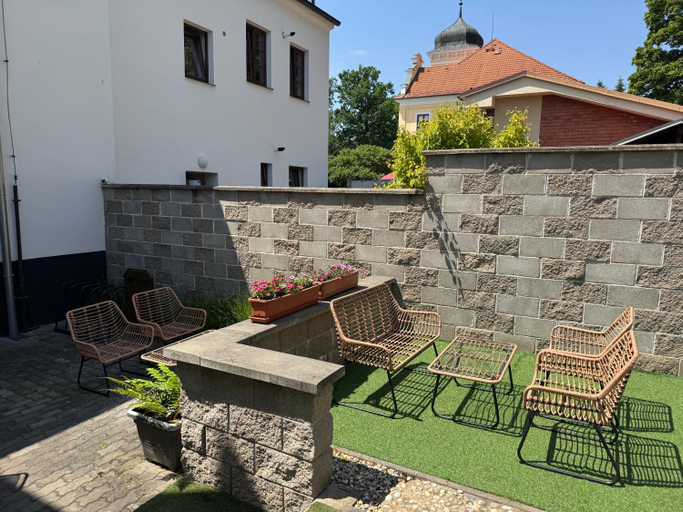 Others 5, Cetnicka stanice Hluboka, České Budějovice