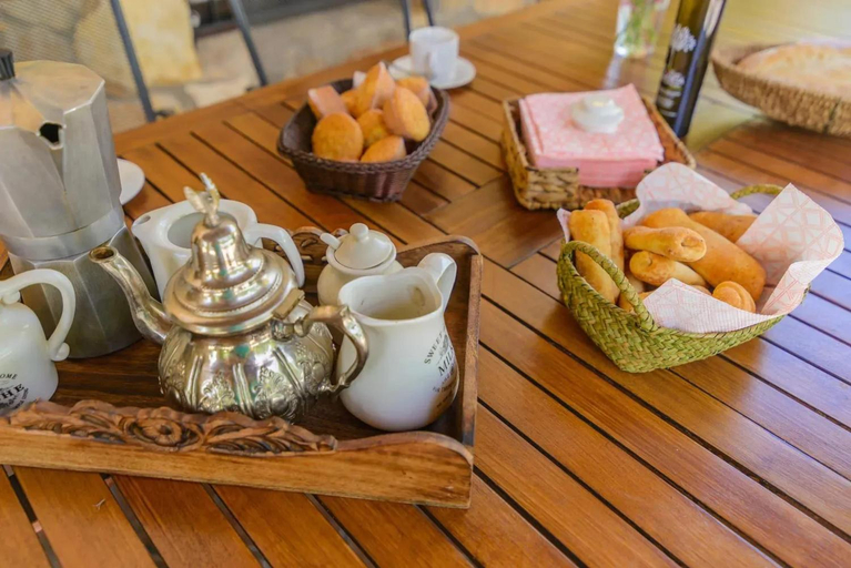Food & Drinks 5, Spacious villa with pool in Priego de Cordoba - 350 m², Córdoba