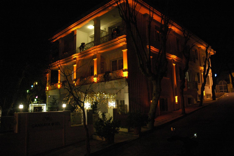 Exterior & Views 2, Buyukada Cankaya Hotel, Adalar