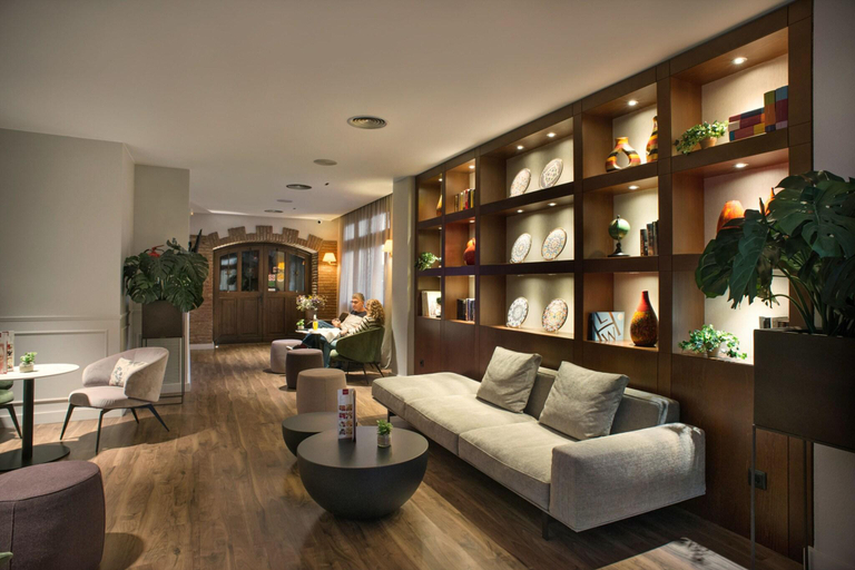 Public Area 3, ibis Styles Figueres Ronda, Girona