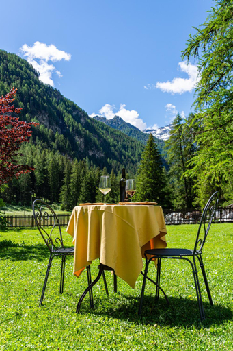 Others 5, Albergo Monte Cervino, Aosta