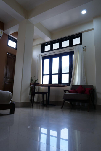 Others 3, JOY'S BNB, Imphal East