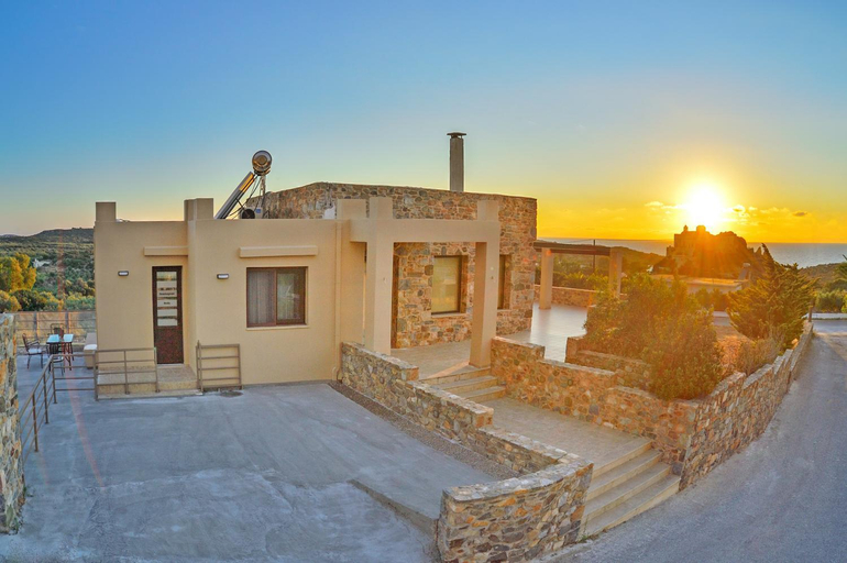 Others 3, Balcony Rooms, Crete