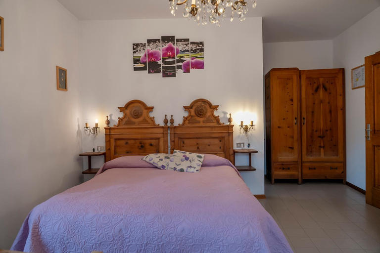 Others 2, Camere vecchio borgo, Sondrio
