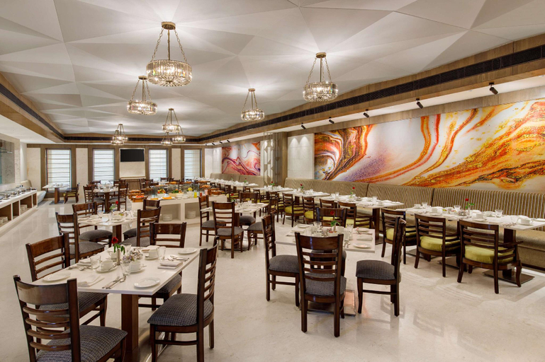 Food & Drinks 4, Viraj Sarovar Portico Jammu, Jammu
