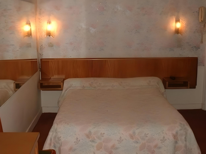 Bedroom 3, Hotel du Brabant, Paris