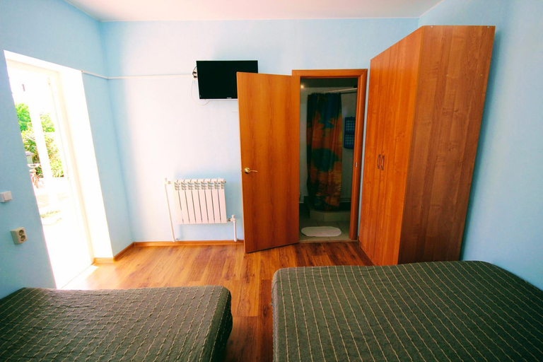 Others 3, Inn Alexandriya, Eysk