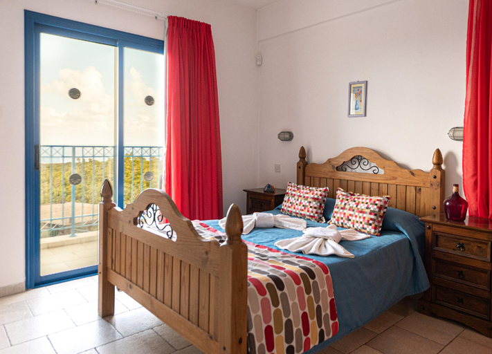 Bedroom 3, Azzurro Holiday Villas