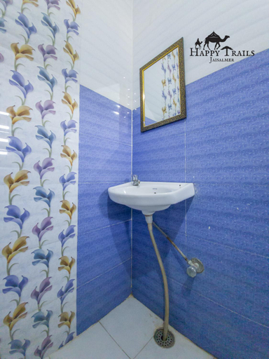 Bathroom 5, Happy Trails Jaisalmer, Jaisalmer