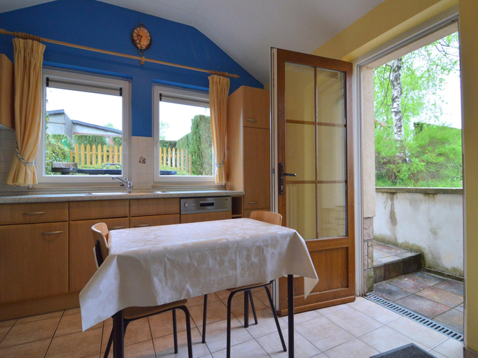 Others 3, Cozy Cottage, Baugnez Fields, Liège