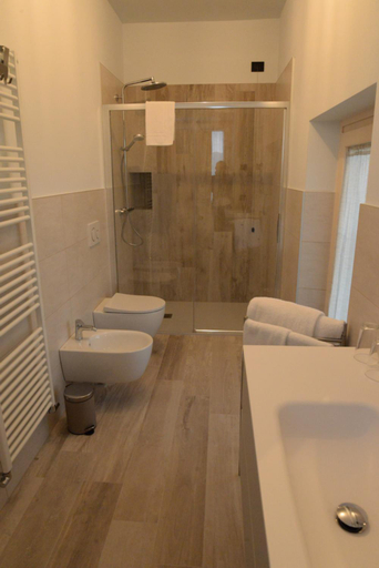 Others 5, BnB La Corte, Verona