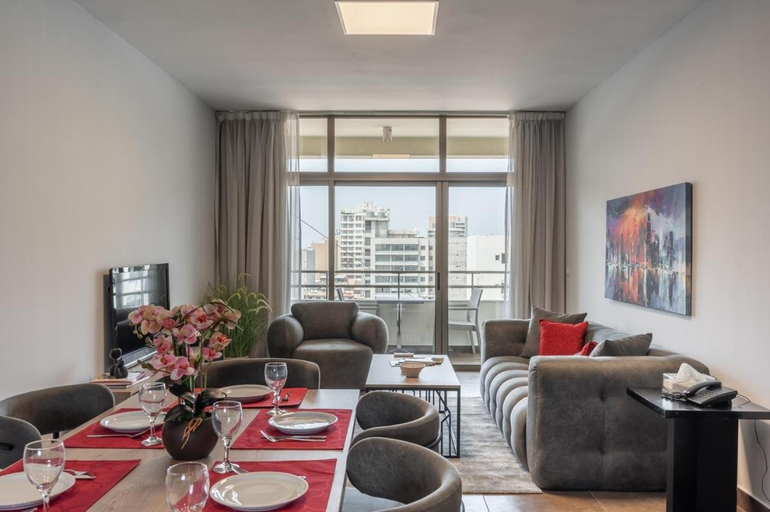 Others 5, Santona Residence, Beirut