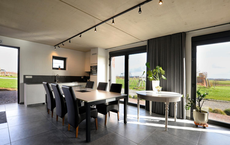 Others 4, Hoeve Ten Rooden Duifhuize, West-Vlaanderen