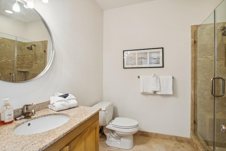Bathroom 4, Ocean Grove 902 - Pelican View, Galveston