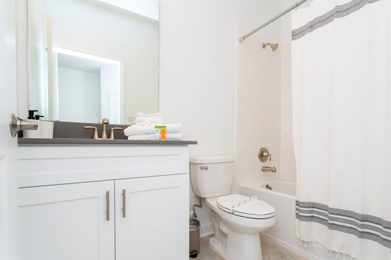 Bathroom 5, Chic 5BR Home with Themed Rooms, Pool, Osceola