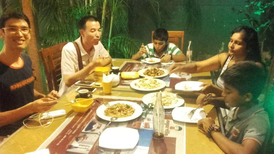 Food & Drinks 4, Araliya White House, Negombo