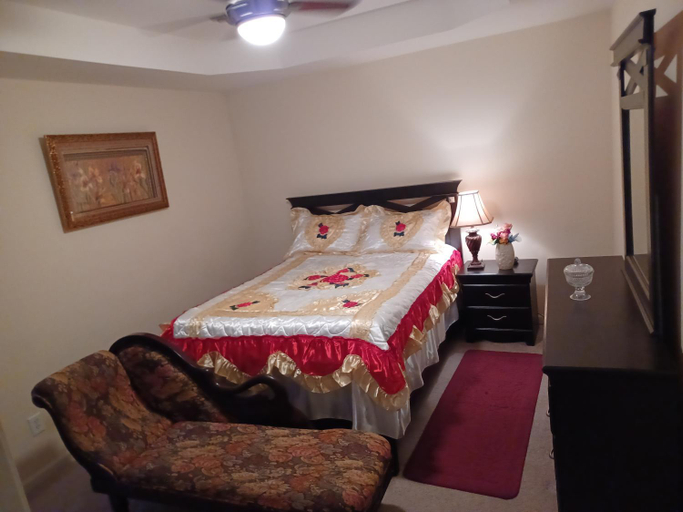 Others 4, Luxury Suite, Cobb