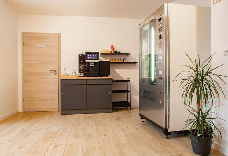 Others 3, Gastezimmer ROSS, Ebersberg