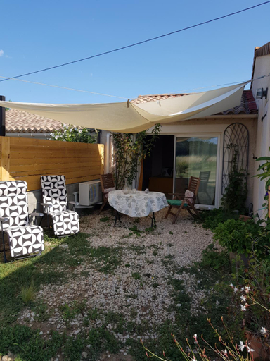 Others 5, La Poussiniere, Gard