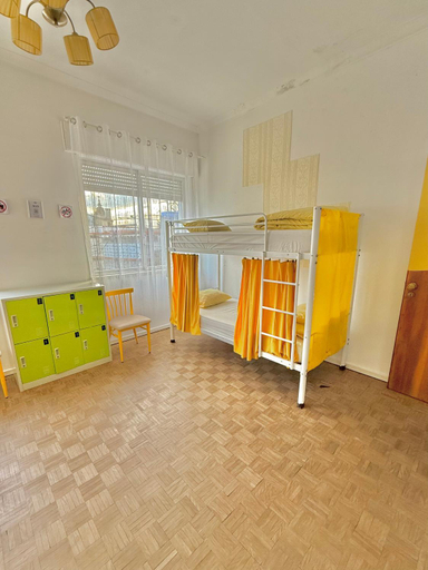 Others 5, Barao 35 Guest House, Braga