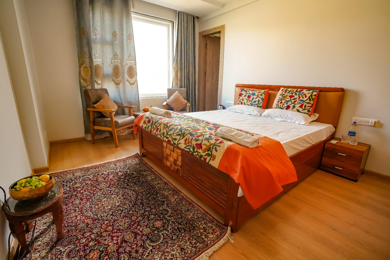 Bedroom 1, Zaabeel Villa Kashmir, Badgam