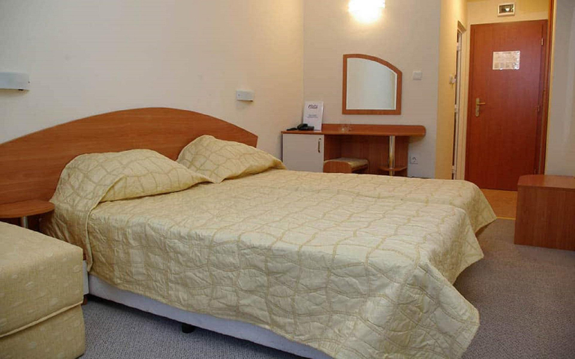Bedroom 3, Hotel Pliska - Breakfast - All Inclusive Light, Nesebar