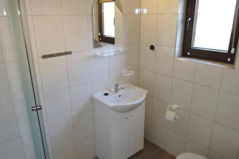 Bathroom 3, Terraced House in Rewal near Baltic Beach, Gryfice
