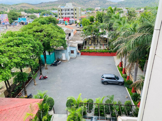Others 4, Shivanand Residency, Pune