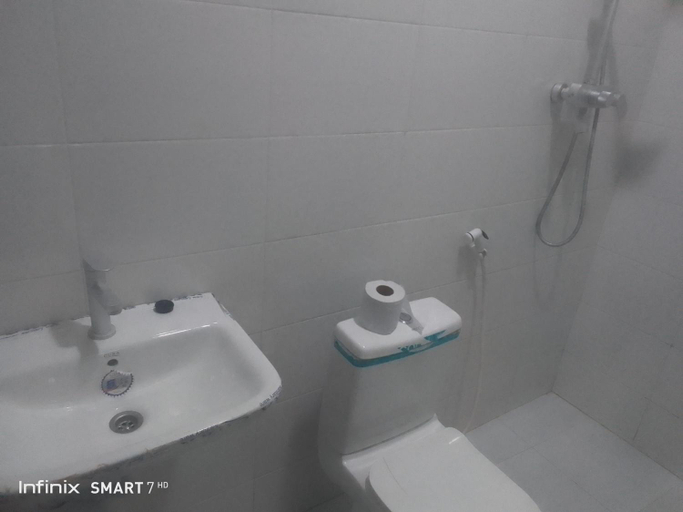 Bathroom 3, 07 Matemwe B&B, Kaskazini 'A'