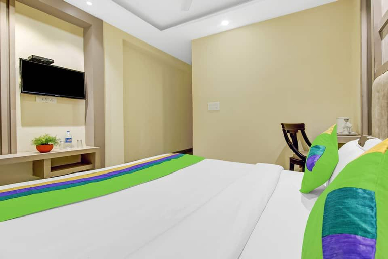 4, Hotel Amrita Raghunath Bazaar Jammu, Jammu