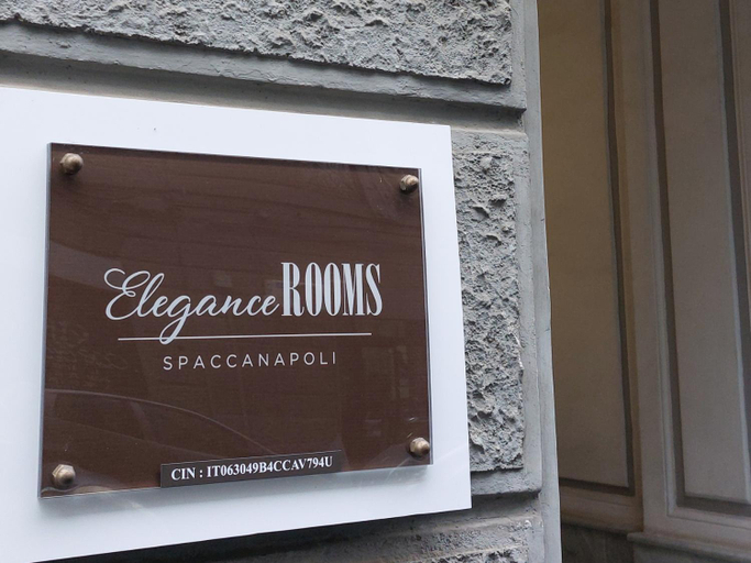 Exterior & Views 2, Elegance Rooms Spaccanapoli, Napoli