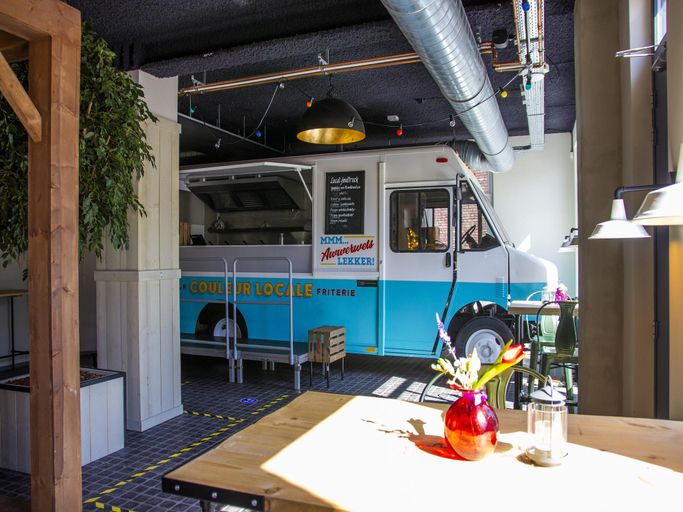 Food & Drinks 4, Apartment in Maastricht with Pool Access, Limburg