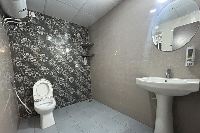Bathroom 2, OM Residency, Bangalore