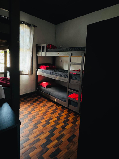 Others 5, Youkoso Hostel, Florianopolis
