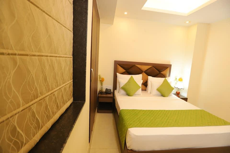 Bedroom 5, Hotel Mayur Assam - New Delhi Railway Station, Delhi