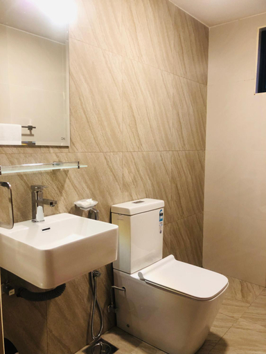 Bathroom 3, R21 Nuwara Eliya, Nuwara Eliya