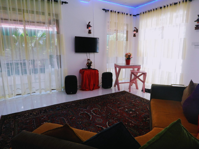 Public Area 2, Windy's Leisure Villa, Katana